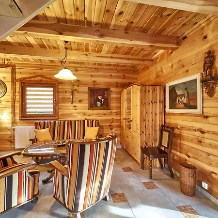 Marel-domek Eva - Zdroj Centrum *