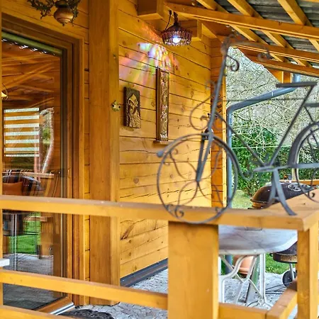 Eva - Zdroj Centrum بولانيكا- زدروي